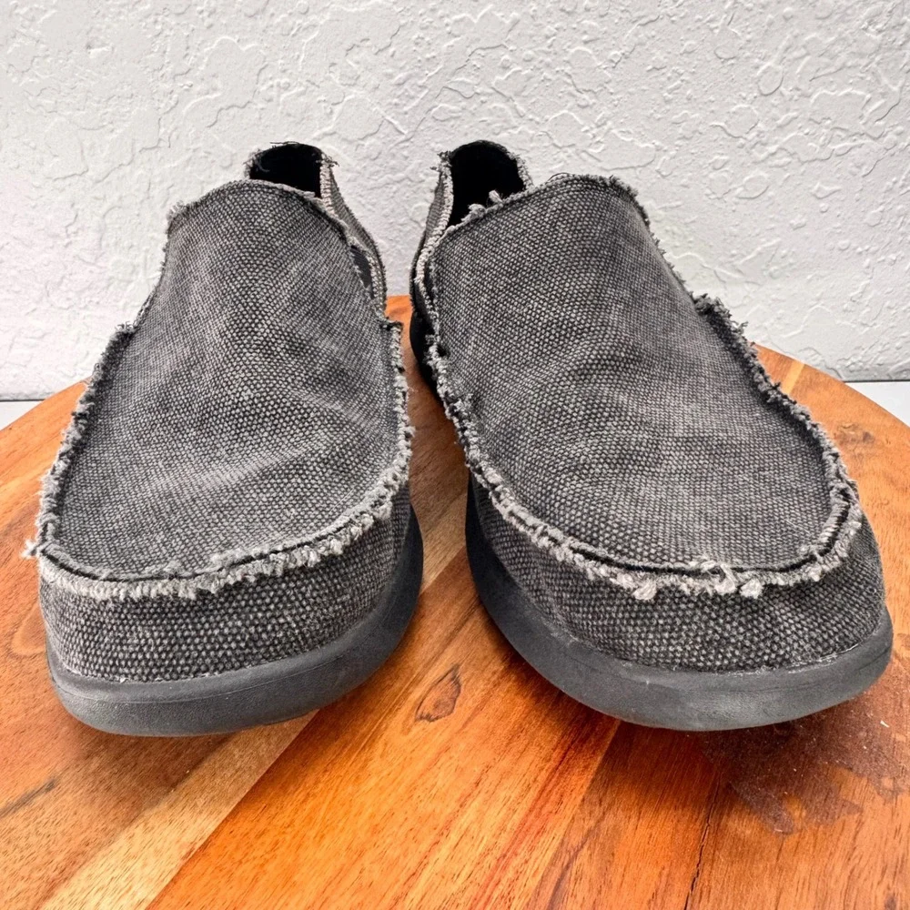 Crocs Santa Cruz Mens 9 Charcoal Gray Canvas Slip On Loafers Casual Shoes